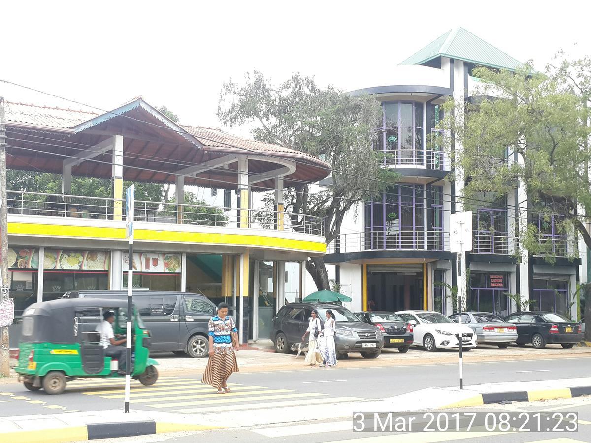 Old Mahawasala Hotel Bambaragaleyaya Extérieur photo